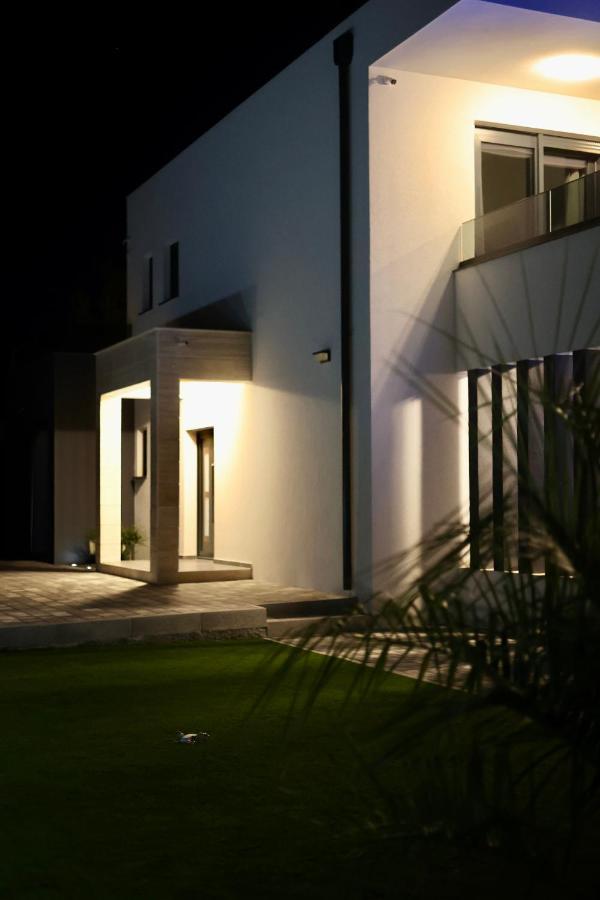 Villa Mila 브르시 외부 사진