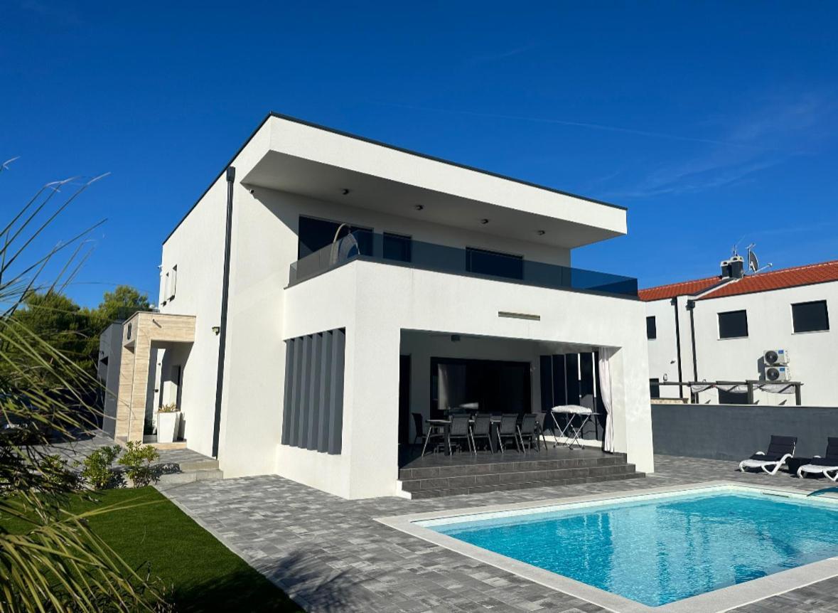 Villa Mila 브르시 외부 사진